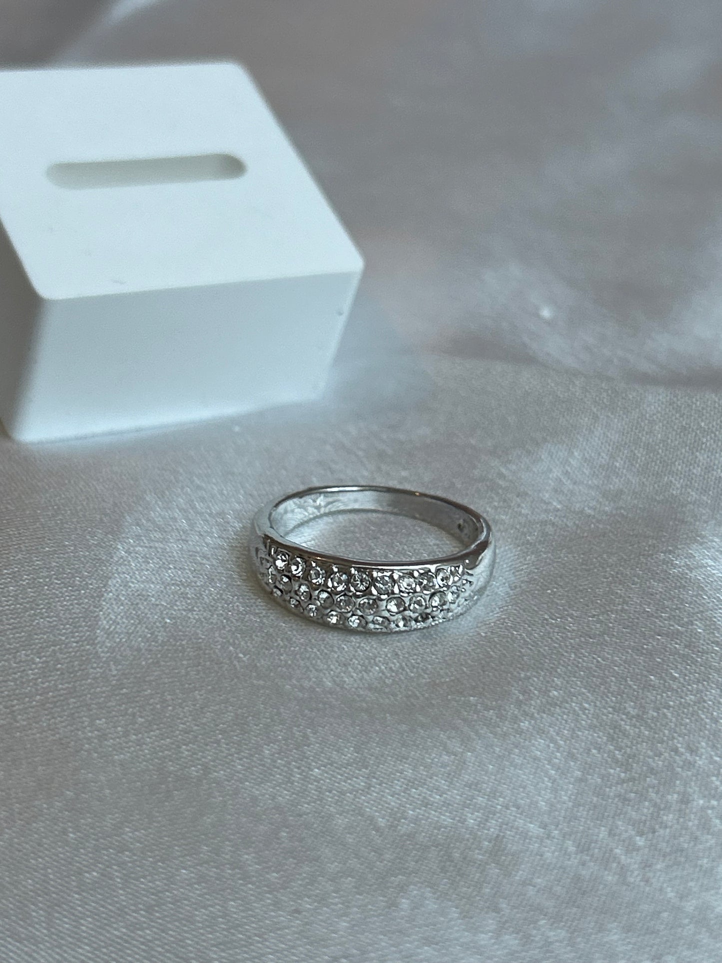 Bague argenté et strass femme taille 58