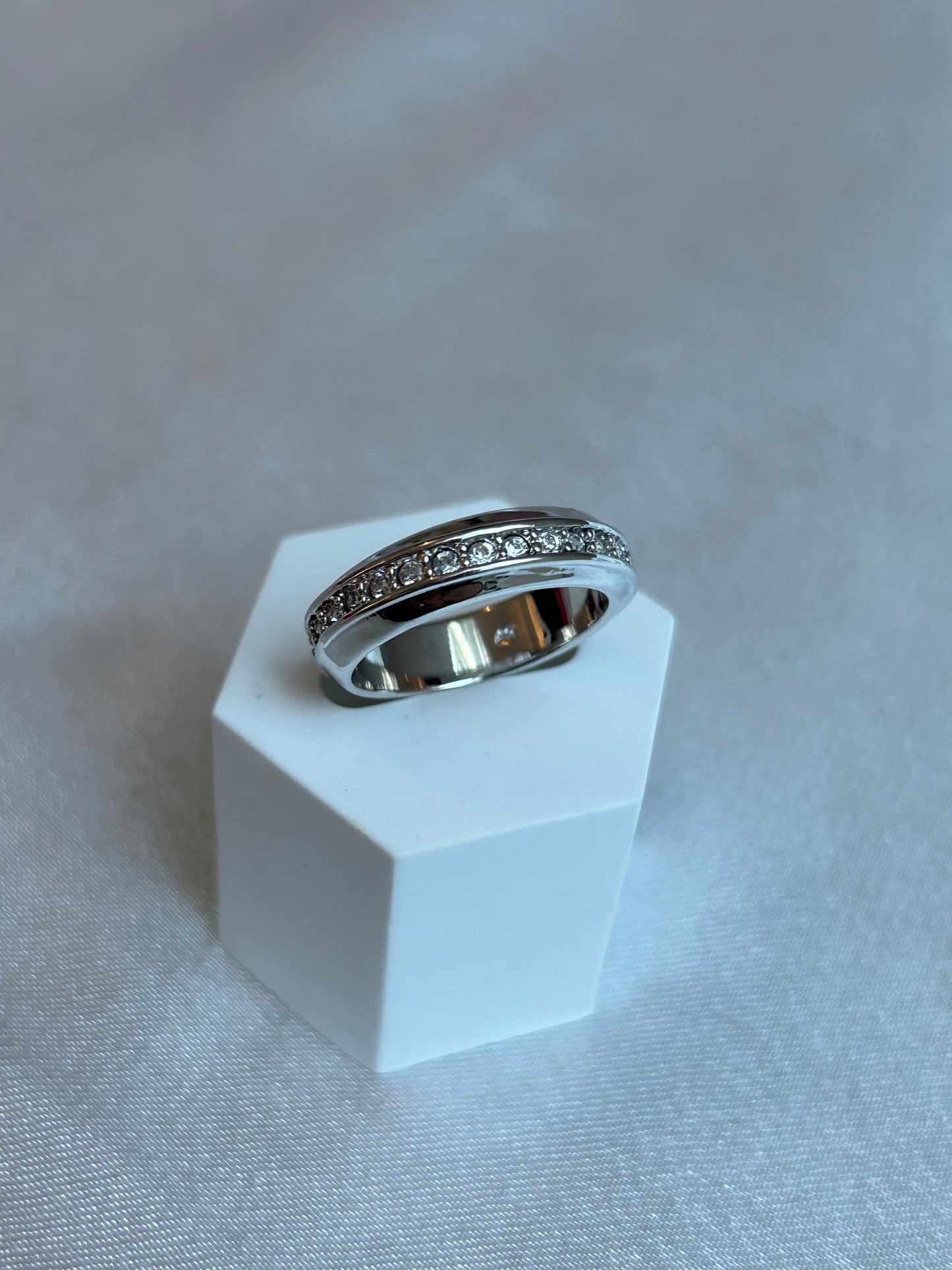 Bague argenté et strass taille 58