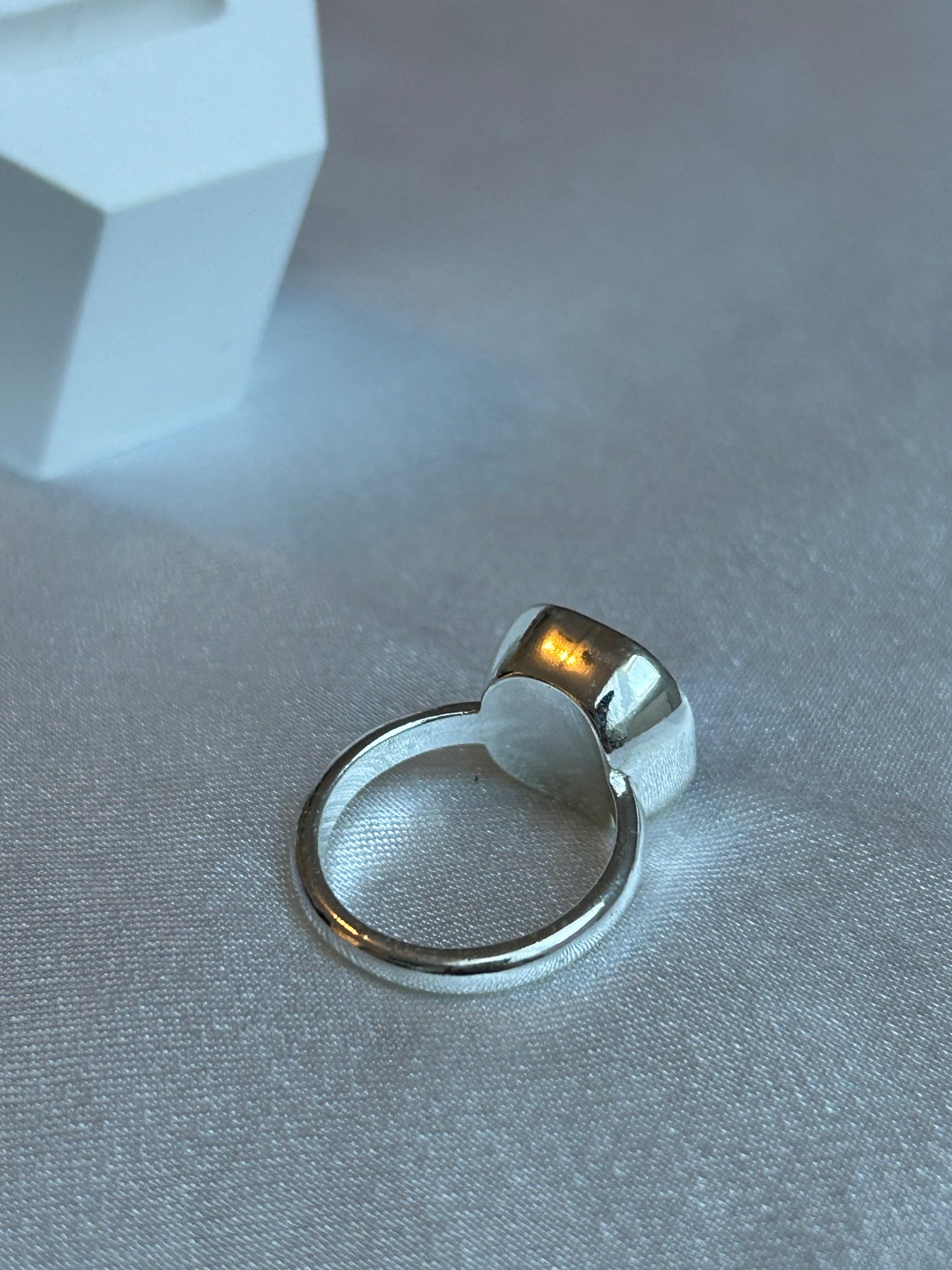 Bague de seconde main argenté et strass bleu taille 56