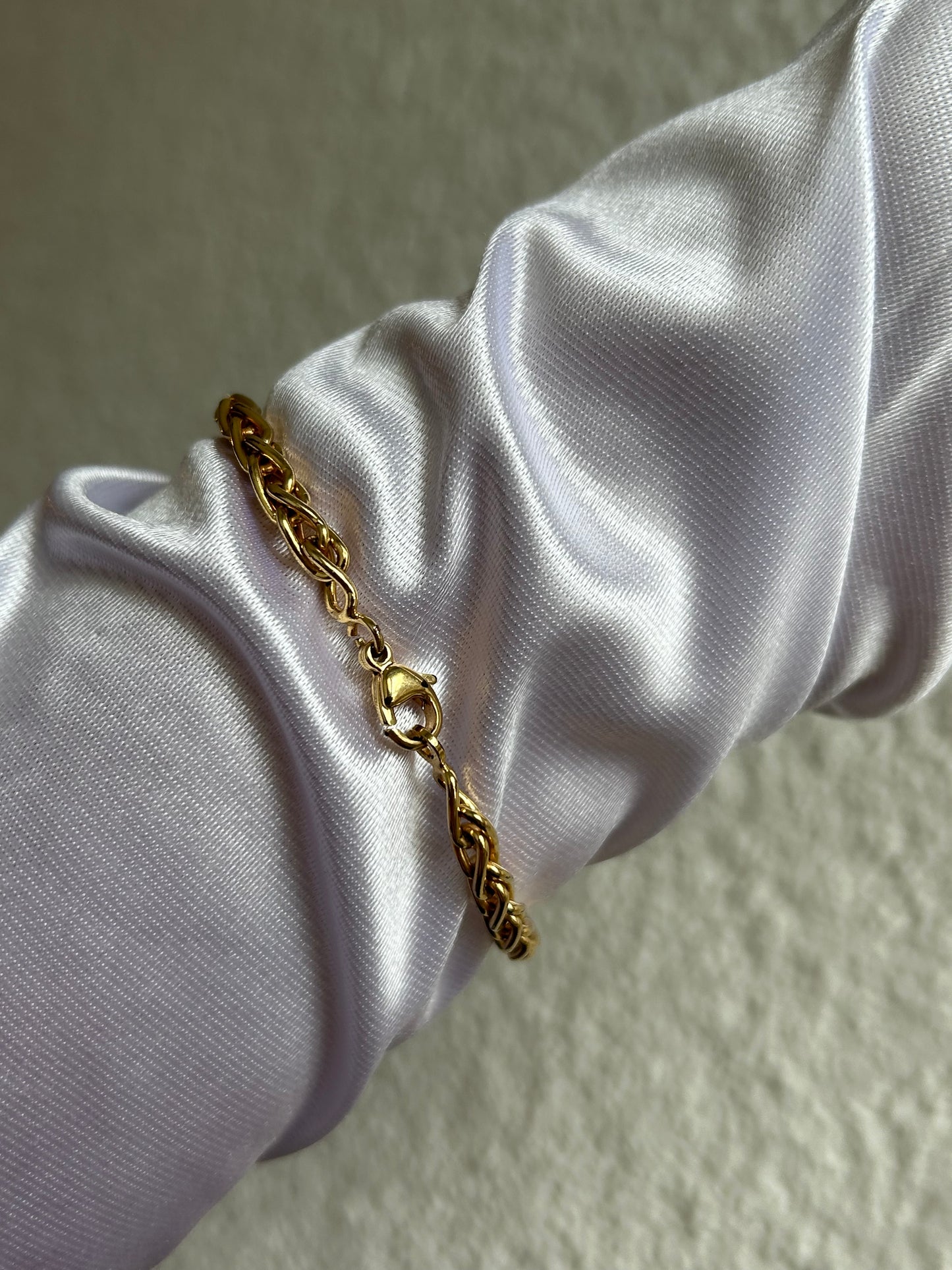 Splendide bracelet en plaqué or d’occasion maille palmier