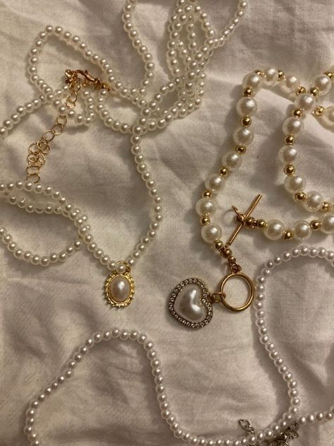 Colliers et pendentifs