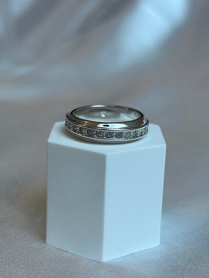 Bague argenté et strass taille 58
