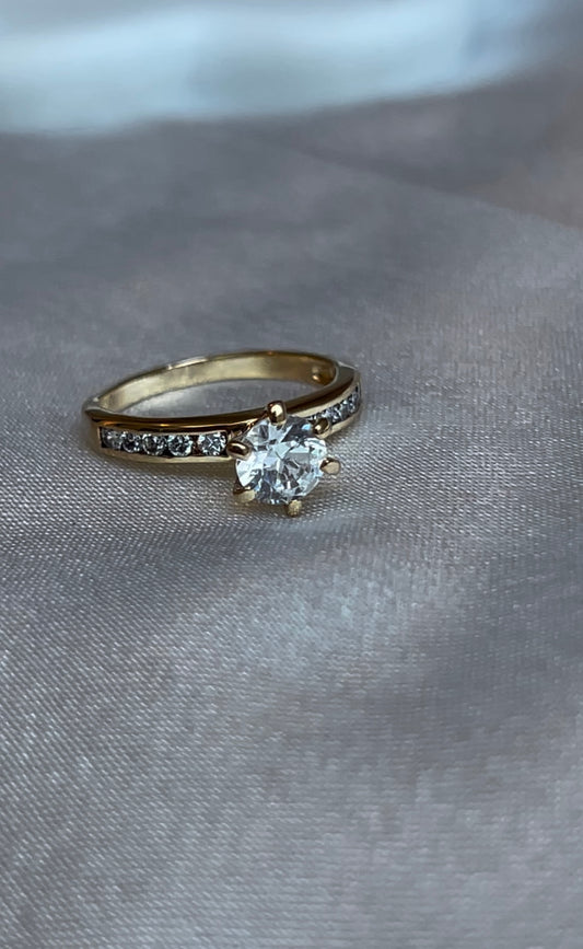 Splendide Bague Solitaire avec Strass en Plaqué Or